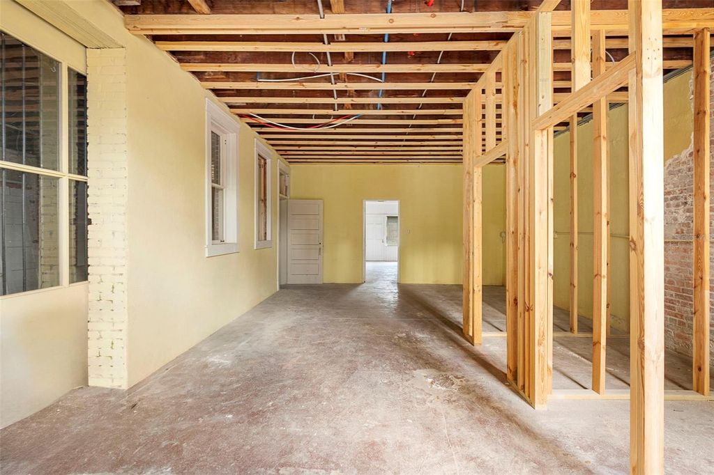 Image 17 of property listing at 204 MAGNOLIA STREET, New Smyrna Beach, FL 32168