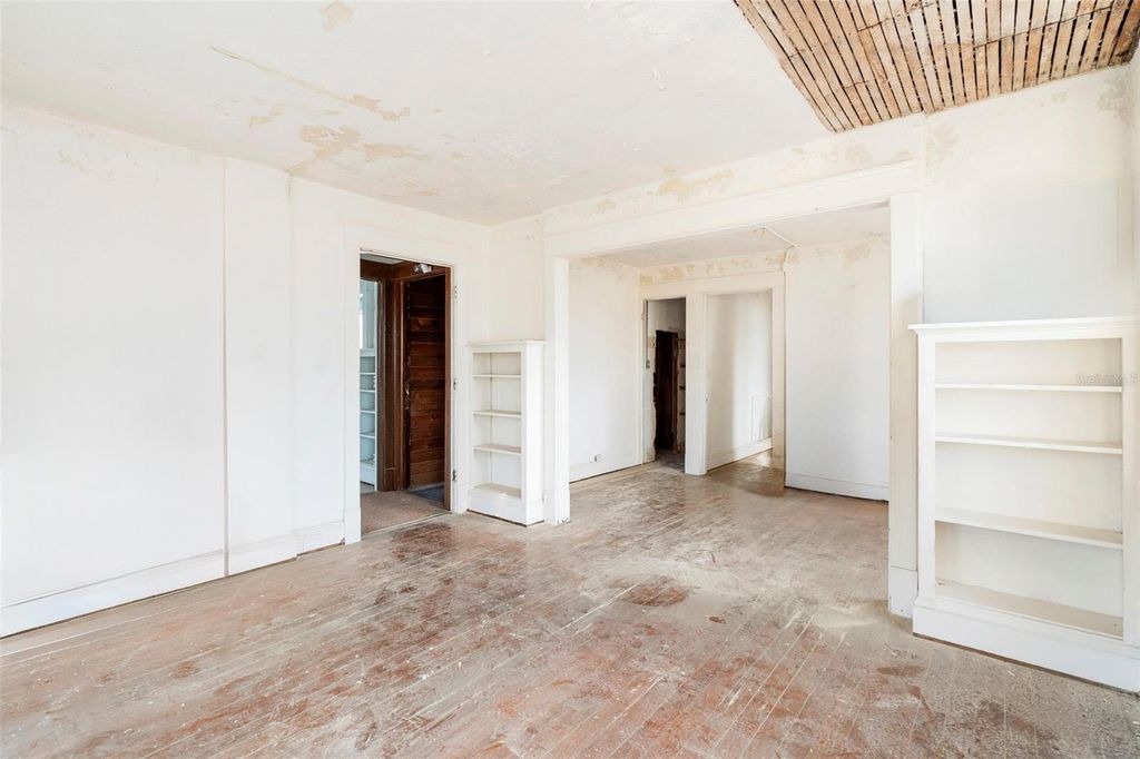 Image 28 of property listing at 204 MAGNOLIA STREET, New Smyrna Beach, FL 32168