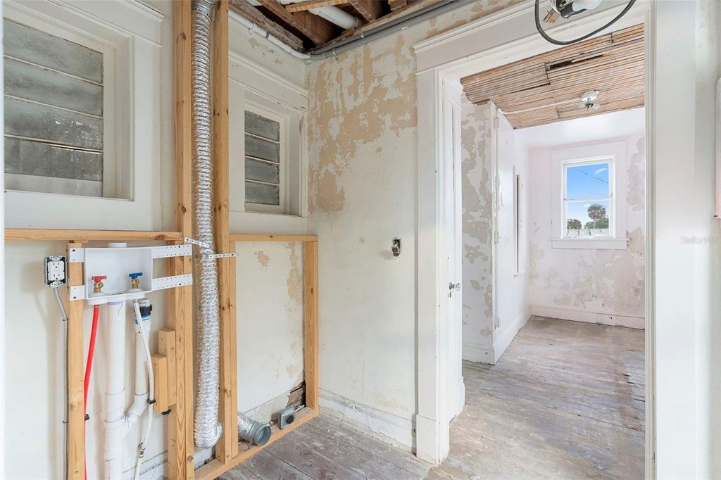 Image 35 of property listing at 204 MAGNOLIA STREET, New Smyrna Beach, FL 32168