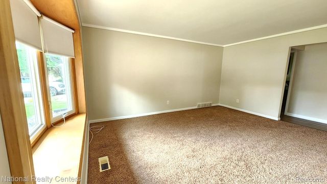 14585 Park Street, Livonia, MI 48154