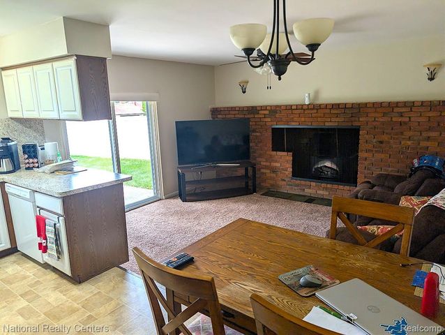 14585 Park Street, Livonia, MI 48154
