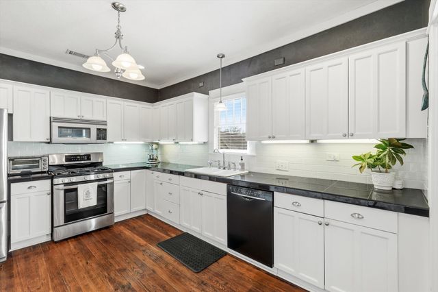 905 Tucker Street, Mckinney, TX 75069