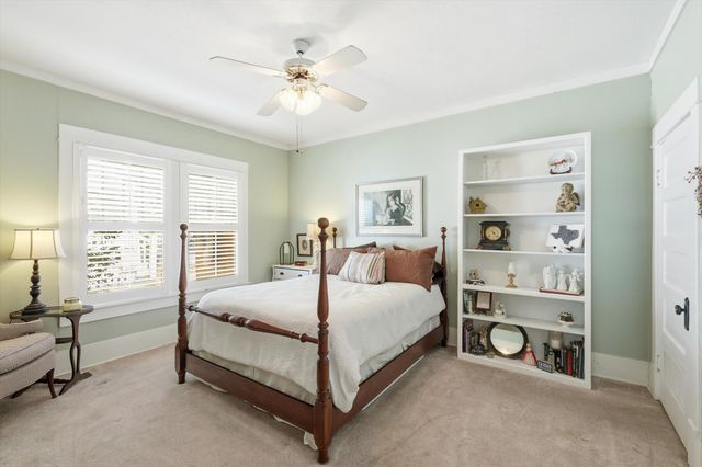 905 Tucker Street, Mckinney, TX 75069