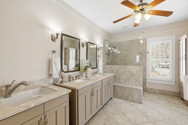 905 Tucker Street, Mckinney, TX 75069