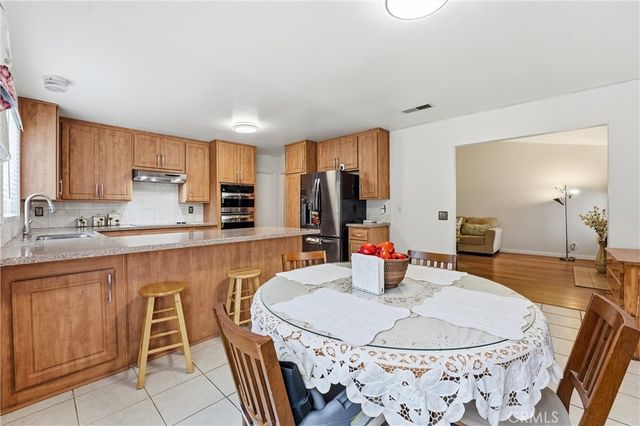 22712 Foxborough, Lake Forest, CA 92630