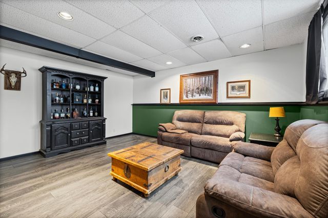 20690 Jacquard Avenue, Lakeville, MN 55044