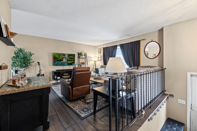 20690 Jacquard Avenue, Lakeville, MN 55044