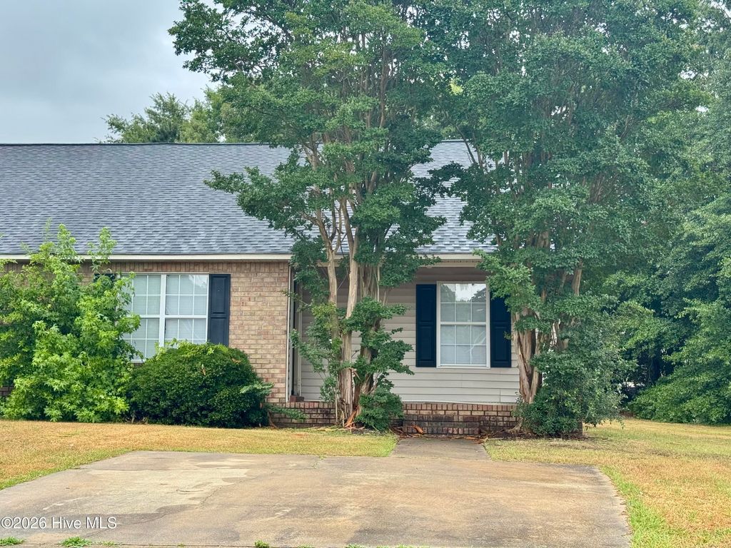 3324 Moseley Drive B, Greenville, NC 27858