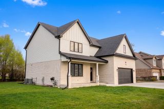 7214 S 78th Avenue, Bridgeview, IL 60455