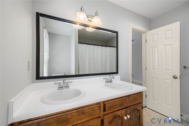 11111 Arbor Green Dr, Chester, VA 23831