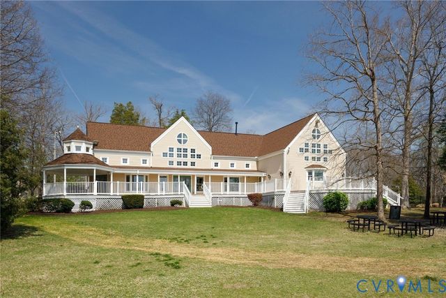 11111 Arbor Green Dr, Chester, VA 23831