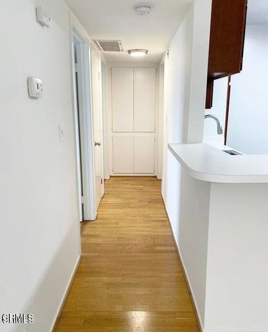 4018 Camero Avenue 4, Los Angeles, CA 90027