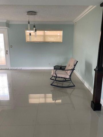 361 S Hollybrook Dr 205, Pembroke Pines, FL 33025