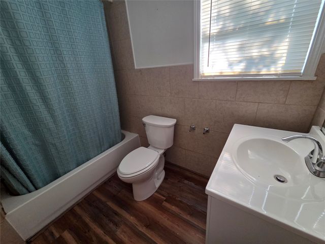 1204 E Lincoln Avenue, Sapulpa, OK 74066