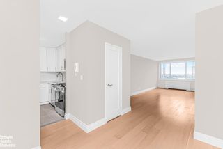 3333 Henry Hudson Pkwy Apt 18C, New York City, NY 10463