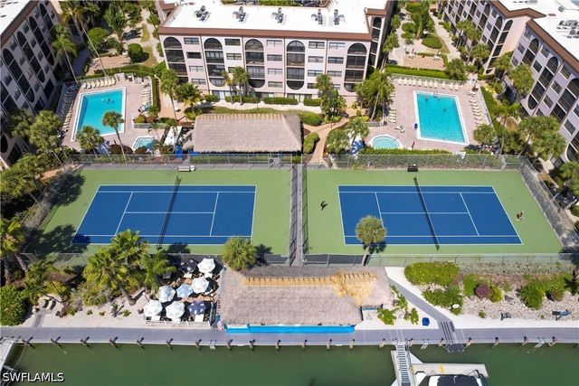 1024 Anglers CV C510, Marco Island, FL 34145