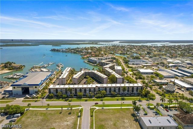 1024 Anglers CV C510, Marco Island, FL 34145