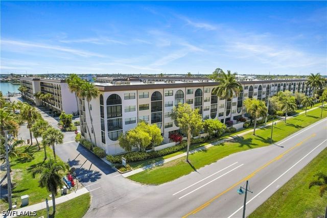 1024 Anglers CV C510, Marco Island, FL 34145