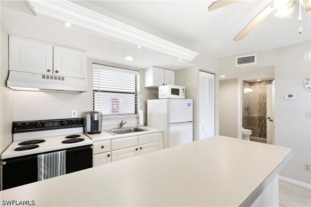1024 Anglers CV C510, Marco Island, FL 34145