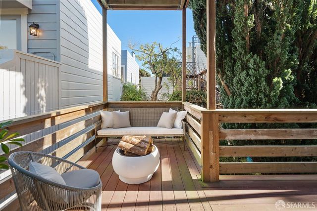 2010 Eddy Street A, San Francisco, CA 94115