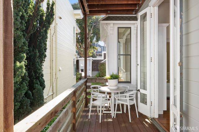 2010 Eddy Street A, San Francisco, CA 94115