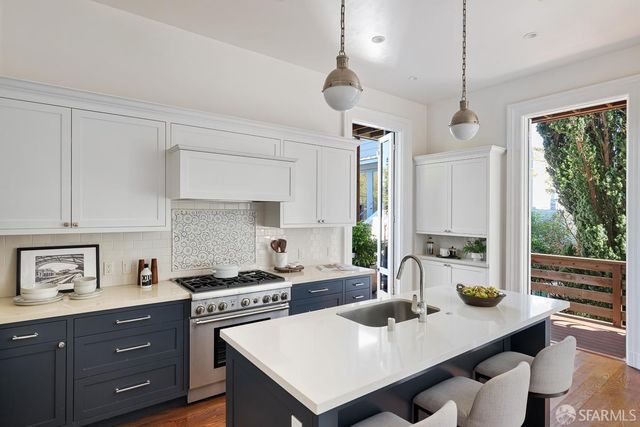 2010 Eddy Street A, San Francisco, CA 94115