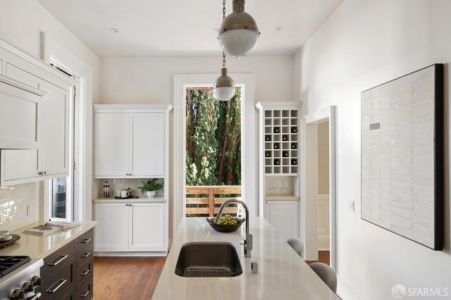 2010 Eddy Street A, San Francisco, CA 94115