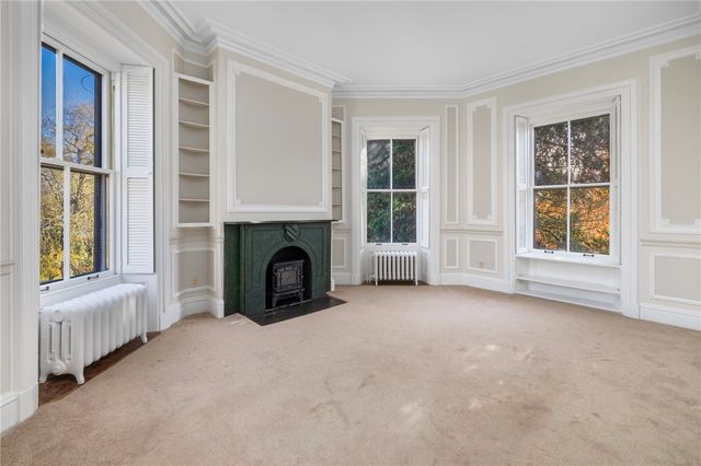 66 Webster Street 9, Newport, RI 02840