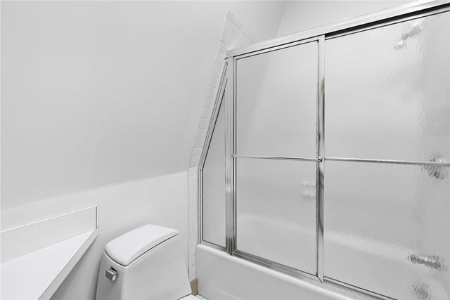 66 Webster Street 9, Newport, RI 02840