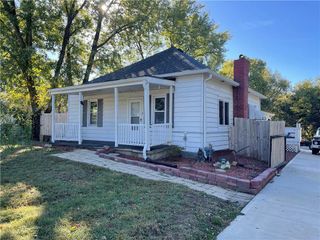 306 E Kay Street, Lansing, KS 66043