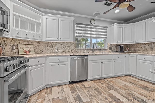 1006 S Rockford Road, Ardmore, OK 73401