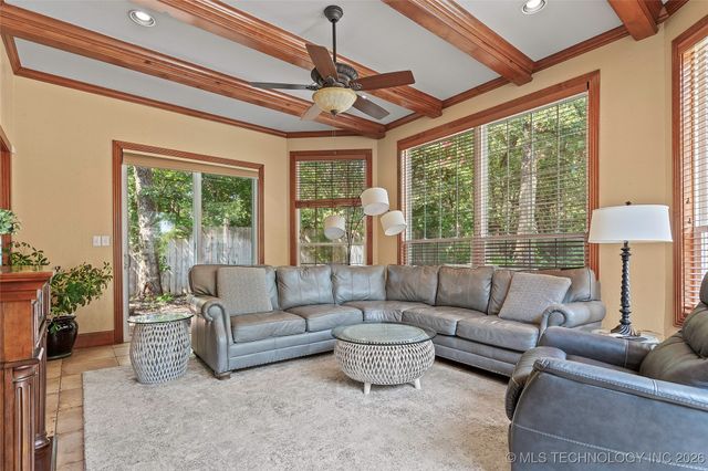 1006 S Rockford Road, Ardmore, OK 73401