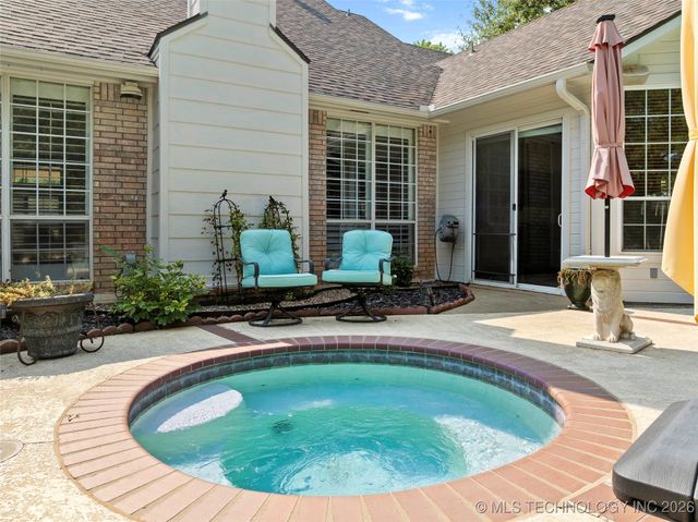 1006 S Rockford Road, Ardmore, OK 73401