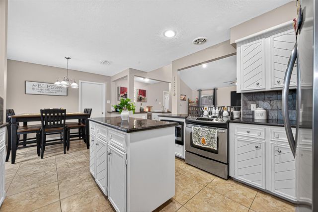 4006 Dover Street, Deer Park, TX 77536