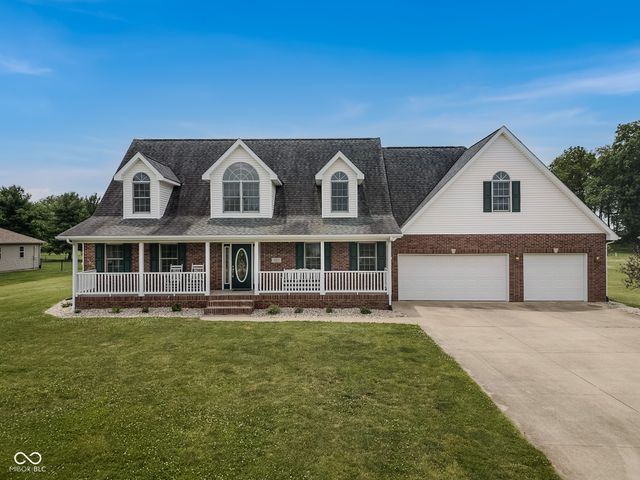9675 E Katey, Columbus, IN 47203