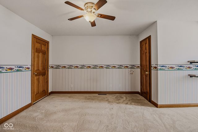 9675 E Katey, Columbus, IN 47203