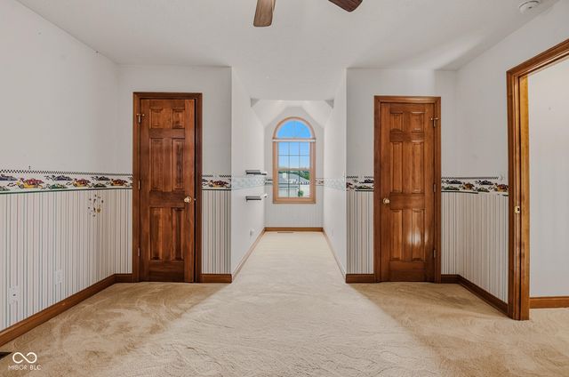 9675 E Katey, Columbus, IN 47203
