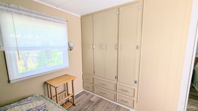 1330 Ridgewood Dr, Lillian, AL 36549