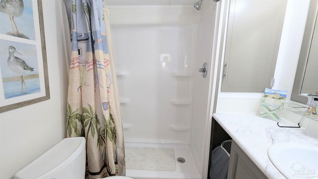 1330 Ridgewood Dr, Lillian, AL 36549