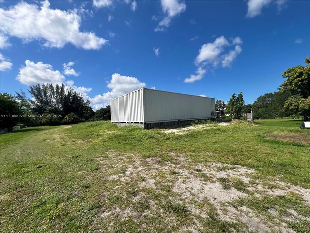 20321 SW 48th St, Southwest Ranches, FL 33332