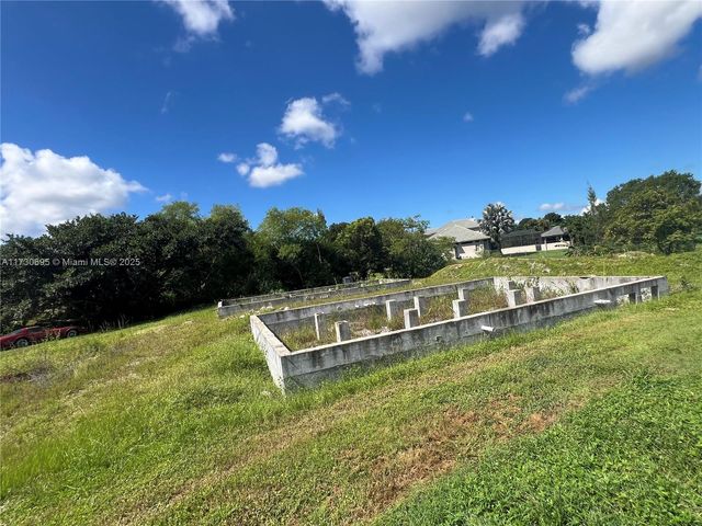 20321 SW 48th St, Southwest Ranches, FL 33332