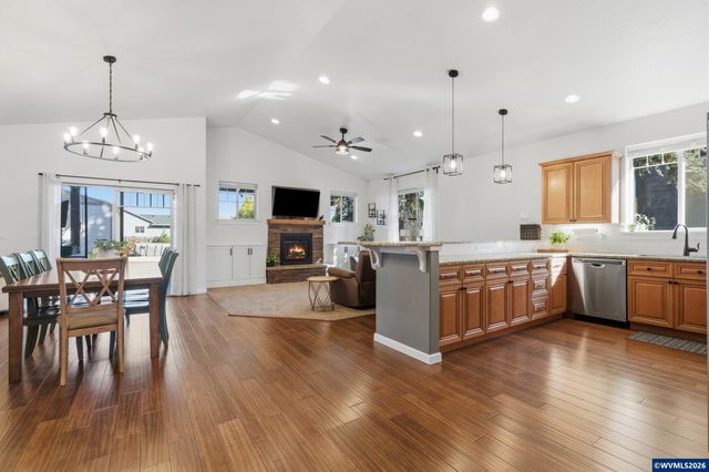 3387 Alexander Ln NE, Albany, OR 97321