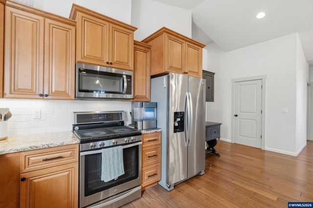 3387 Alexander Ln NE, Albany, OR 97321