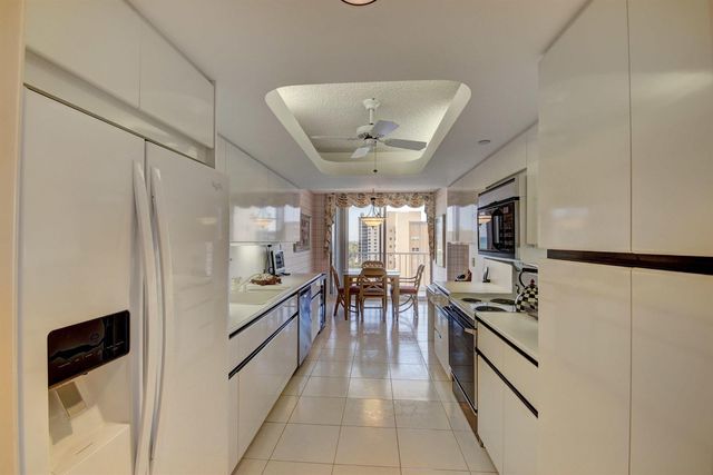 3210 S Ocean Boulevard 903, Highland Beach, FL 33487