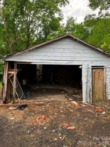 187 W End Street, Chester, SC 29706