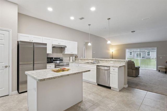 15712 SW 37TH CIRCLE, Ocala, FL 34473