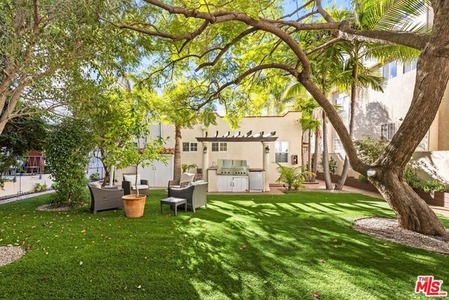 927 Euclid Street B, Santa Monica, CA 90403