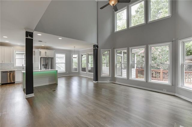 7563 Brookstone Circle, Flowery Branch, GA 30542