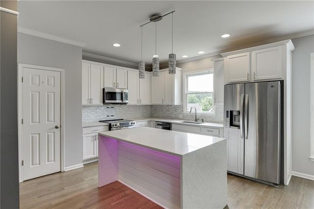 7563 Brookstone Circle, Flowery Branch, GA 30542