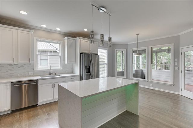 7563 Brookstone Circle, Flowery Branch, GA 30542